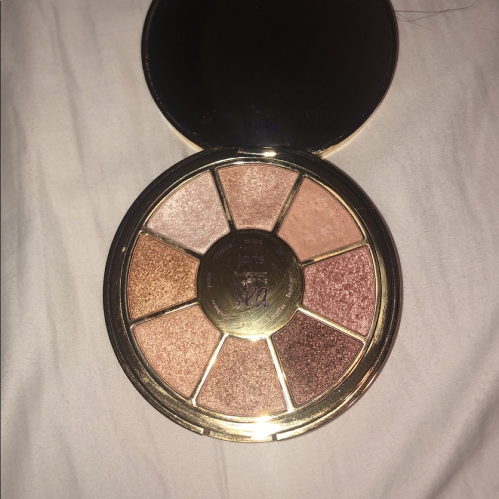 ❤️ SOLD ❤️ TARTE RAINFOREST OF THE SEA VOLUME III